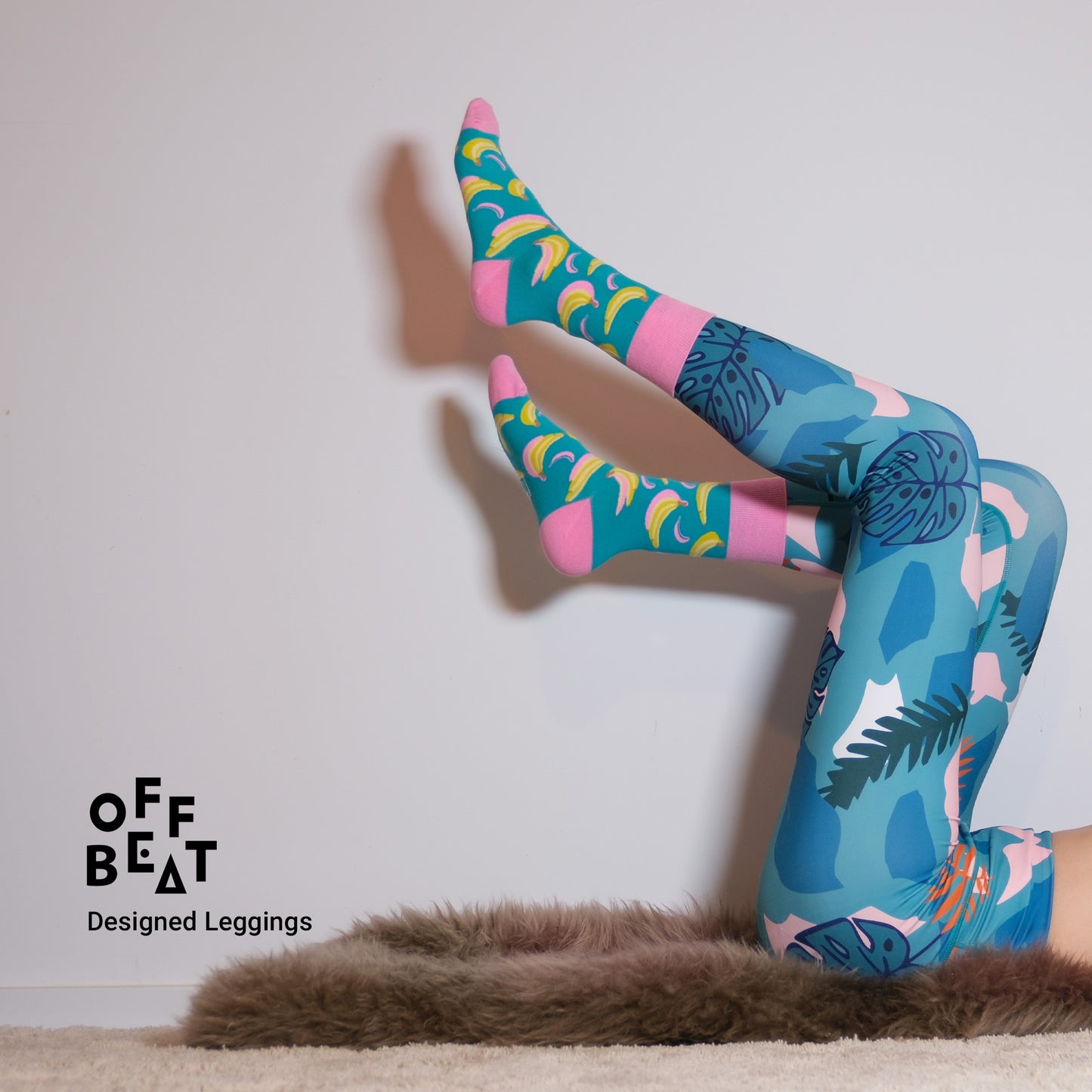 Sport/Yoga designed leggings from Offbeat, blue