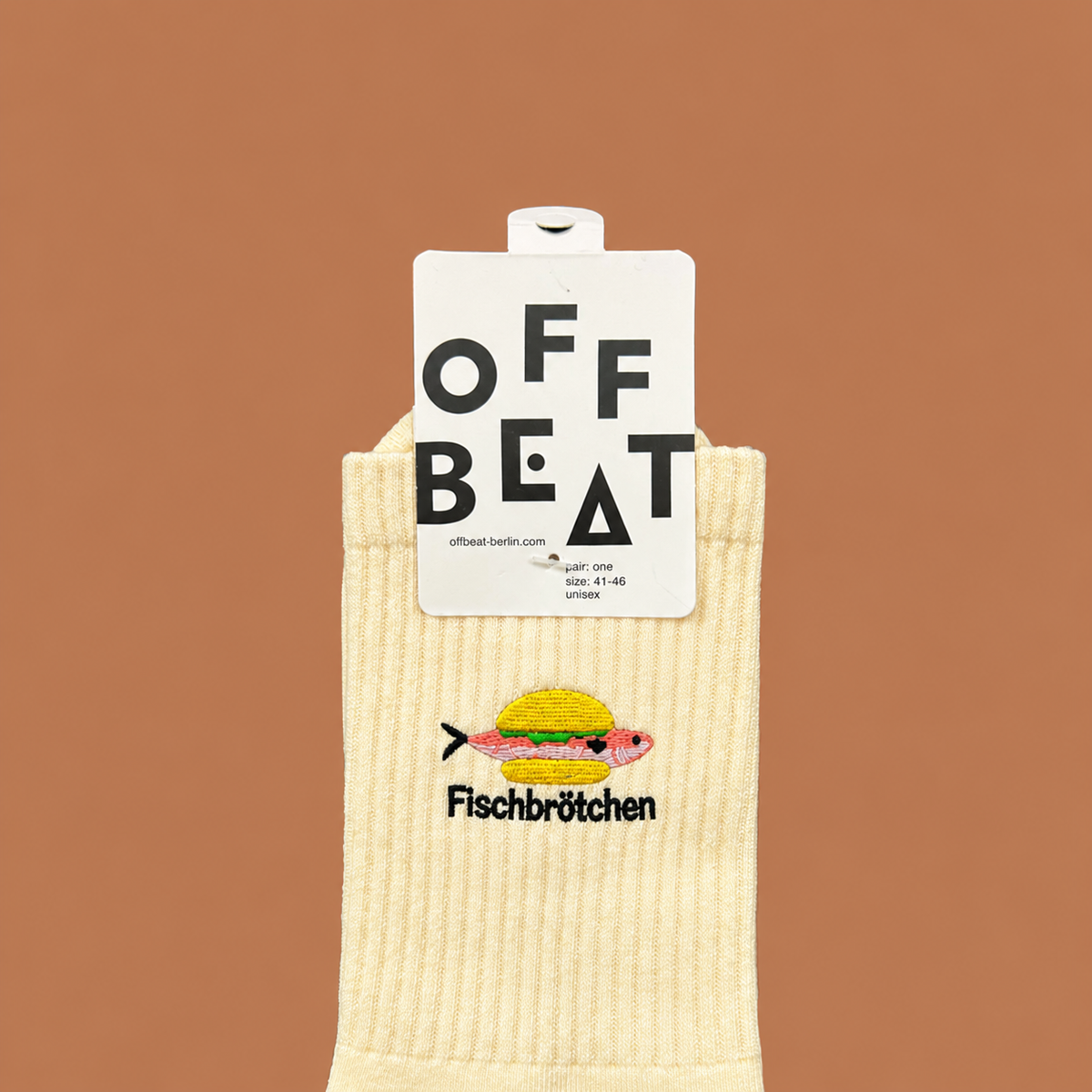 Fischbrötchen cream embroidered socks — embroidery detail
